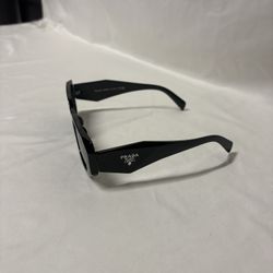 Black Frame Product Sunglasses