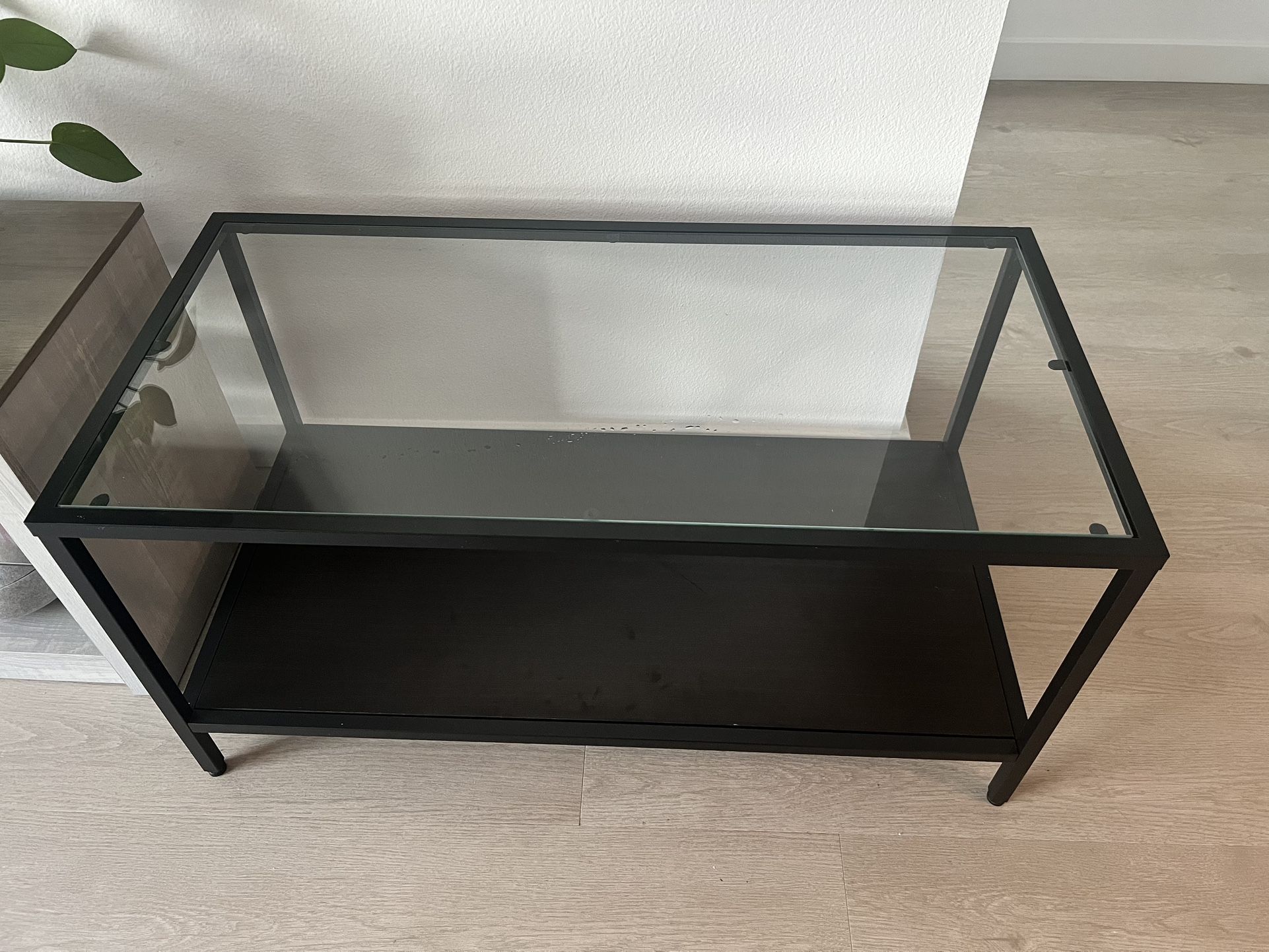Black/Glass Coffee Table 