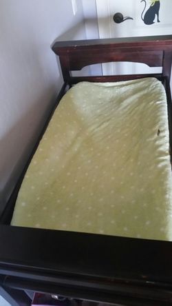 Changing pad cover green and white polka dots