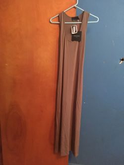 Beautiful women's size medium Maxi dress