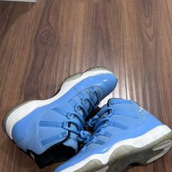Pantone Jordan 11