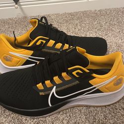 Nike Mizzou Pegasus SIZE 10