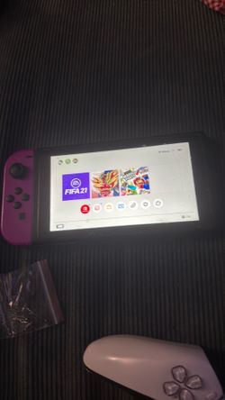 Nintendo switch works great just missing one joystick and the console to the tv works great