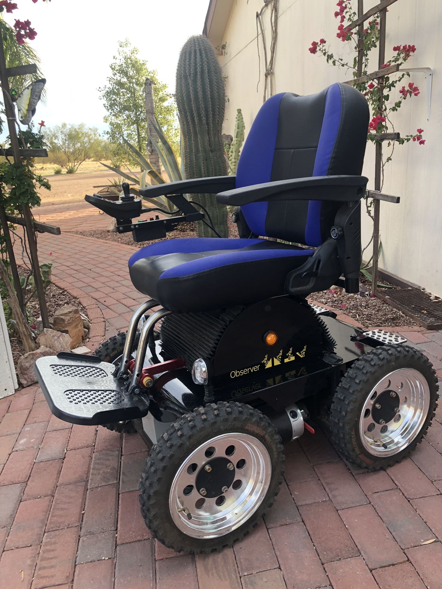 VIKING 4x4 All Terrain Power Wheelchair