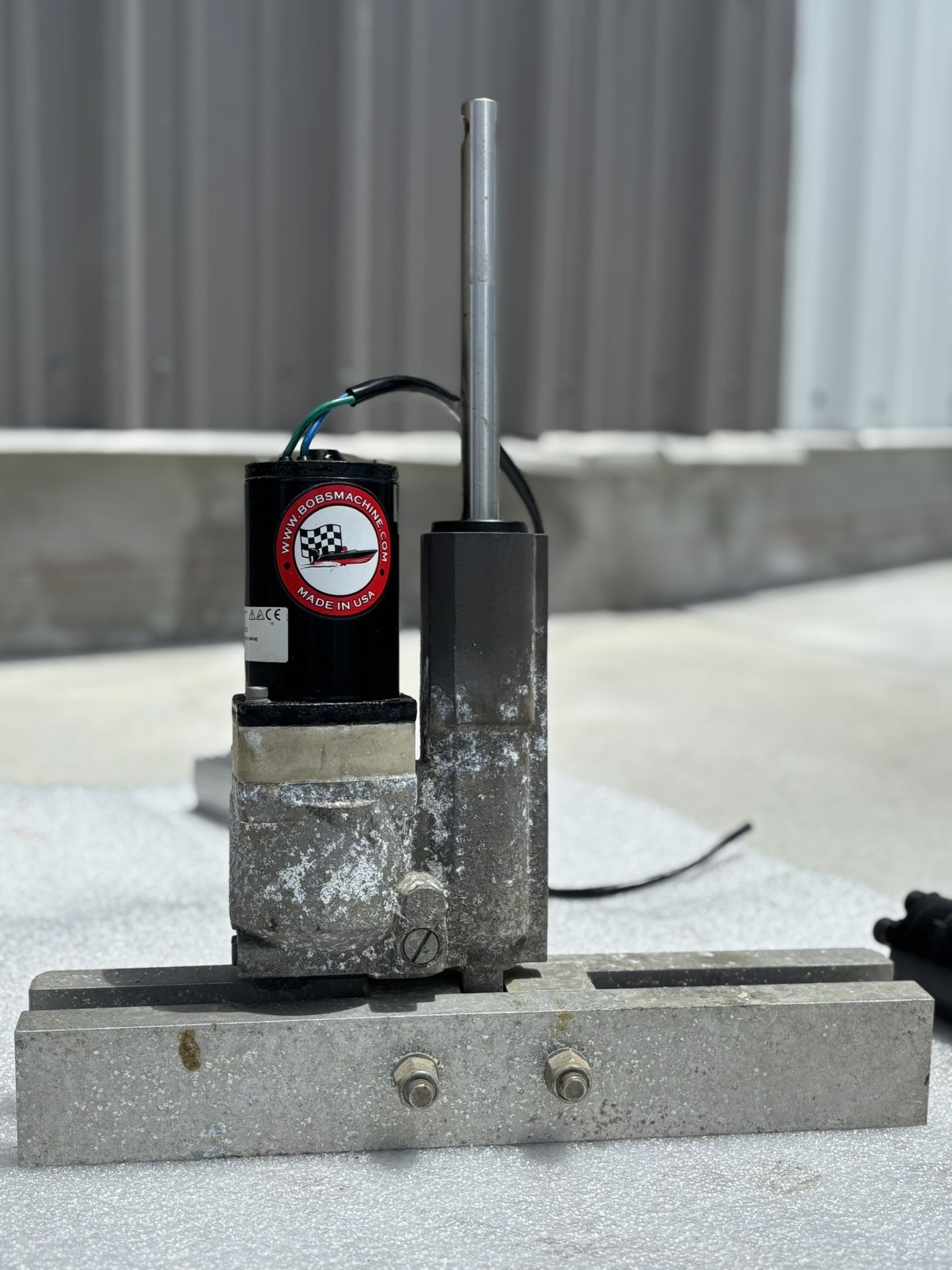 Boss Machine / Parker Electric Lift Actuator β 12V DC (USED)