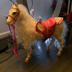 caballito nuevo para muñecas $15