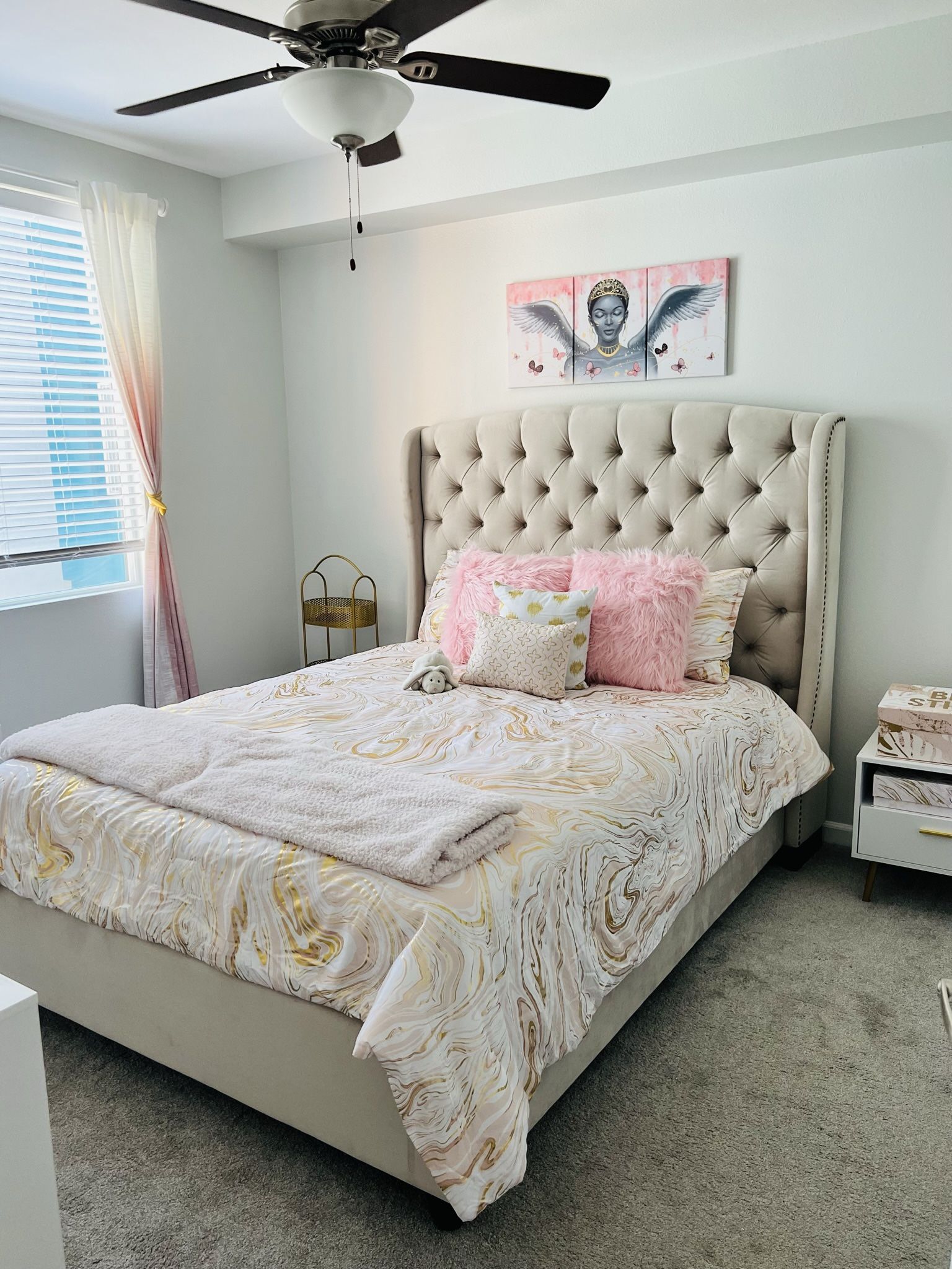 Luxurious Queen Bed, Mattresses and Dresser