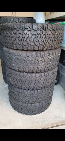 5 BFG All-Terrain T/A K02 tires for sale (Size: LT285/70 R17)