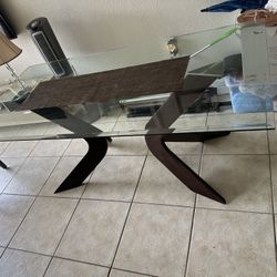 Dining room Table 6’x3’  Wood&Glass Beautiful!!!