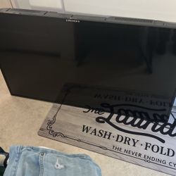 55” Tv  Element 