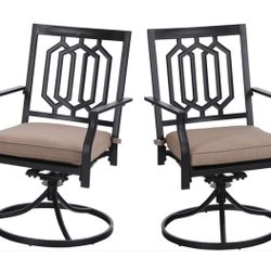 Set Of 2 Outdoor Chairs New In Box With Cushions 