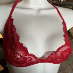 Red lace Fashion Nova halter bralette one size ❤️