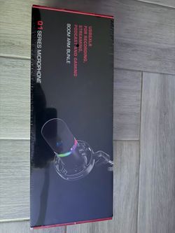 New Q1 Series microphone bundle with USB and XLR connectivity. This set has a boom arm, shock mount, and desk mount. It is equipped with RGB lighting 