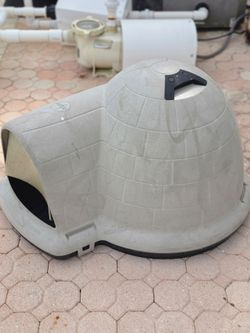 Dog House/ CASA PARA PERRO