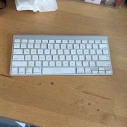 Lucky Apple Keyboard 