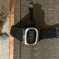 Mio Alpha Watch - 53P - Black - Bluetooth Heart Rate Sport Watch