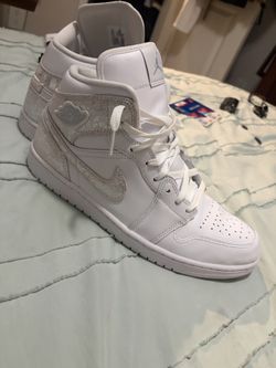 Jordan ones mid