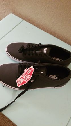 Brand new Vans never worn tags still on size 10 mens