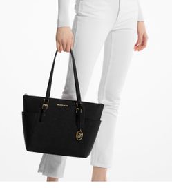 Michale Kors Black Charlotte Large Saffiano Leather Top-Zip Tote Bag