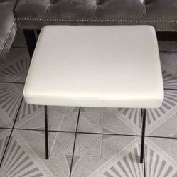 White Vanity Bench/stool
