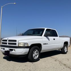 DODGE RAM 1500