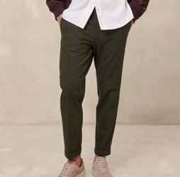 NWT Banana Republic 36x34 E-waist Tailored Trouser in Olive Color