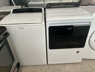 Whirlpool Washing Machine + Electric Dryer