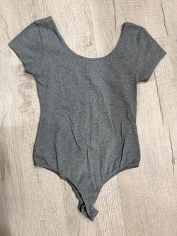 Active Basic Charcoal Gray Scoop Neck Short Sleeve Bodysuit S NWOT