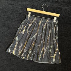 NIKE REVERSIBILE SHORTS SIZE SMALL