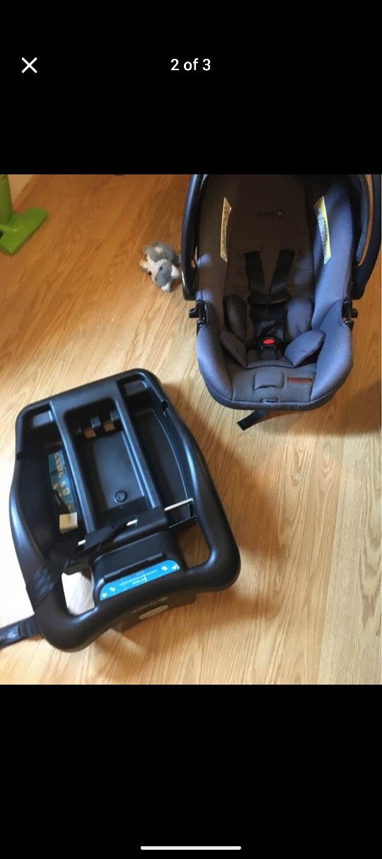 Infant Car Seat And Base