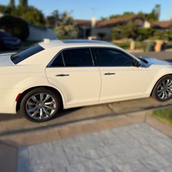 2015 Chrysler 300c