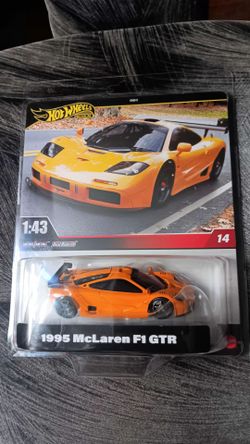 HotWheel 1:43 1995 McLaren F1 GTR