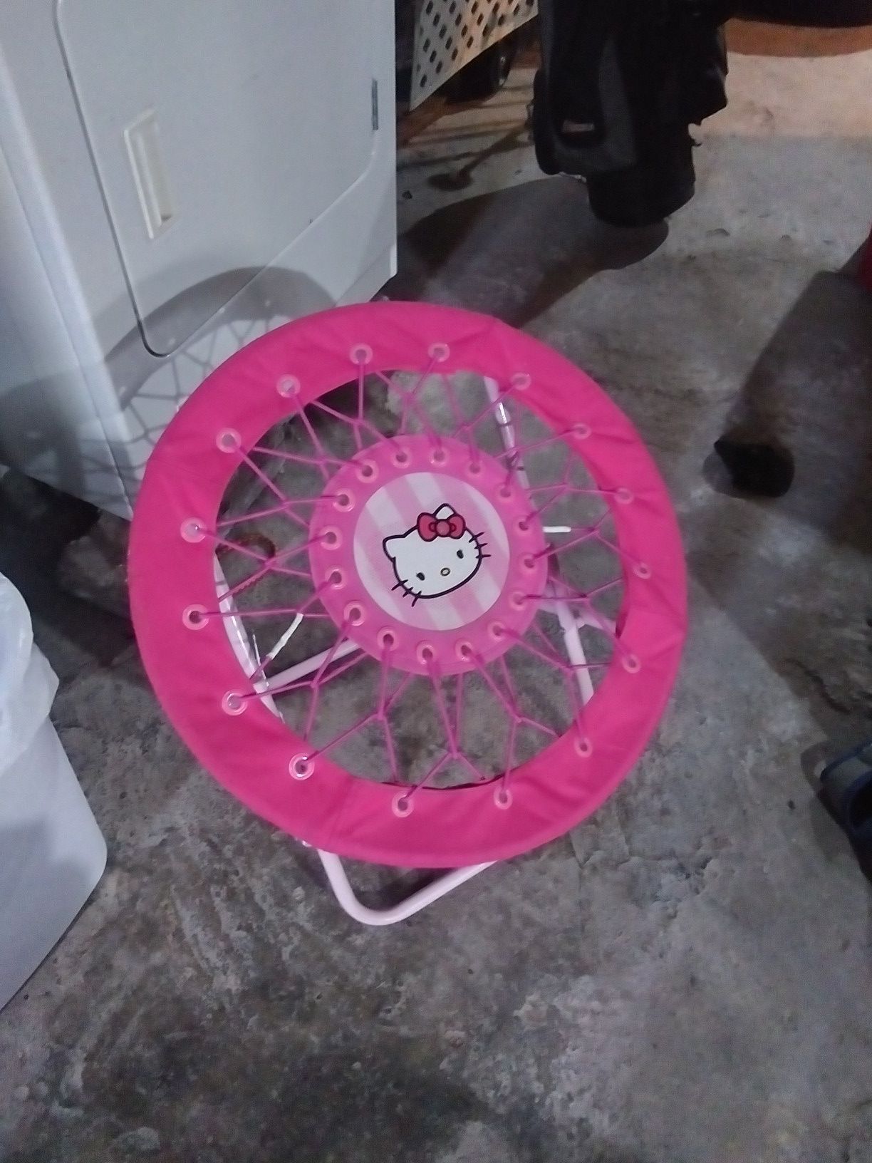 Hello Kitty kids bungie chair