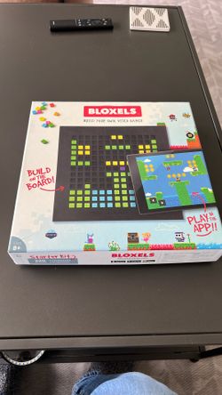 Bloxels - Build Your Own Video Game