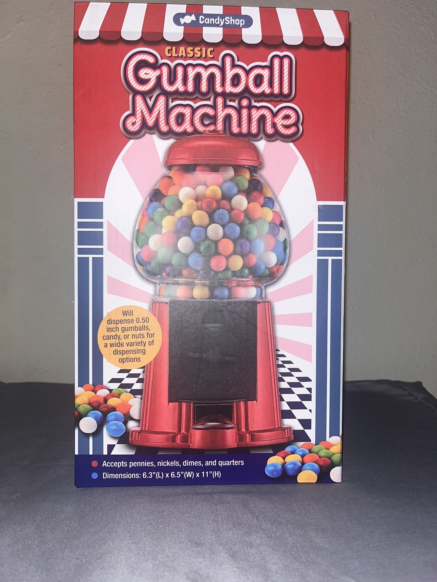 Classic Gumball machine Bank