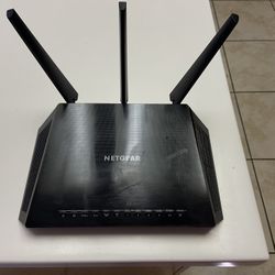 Netgear Nighthawk R6700v2 Smart WiFi Dual Band Gigabit Router