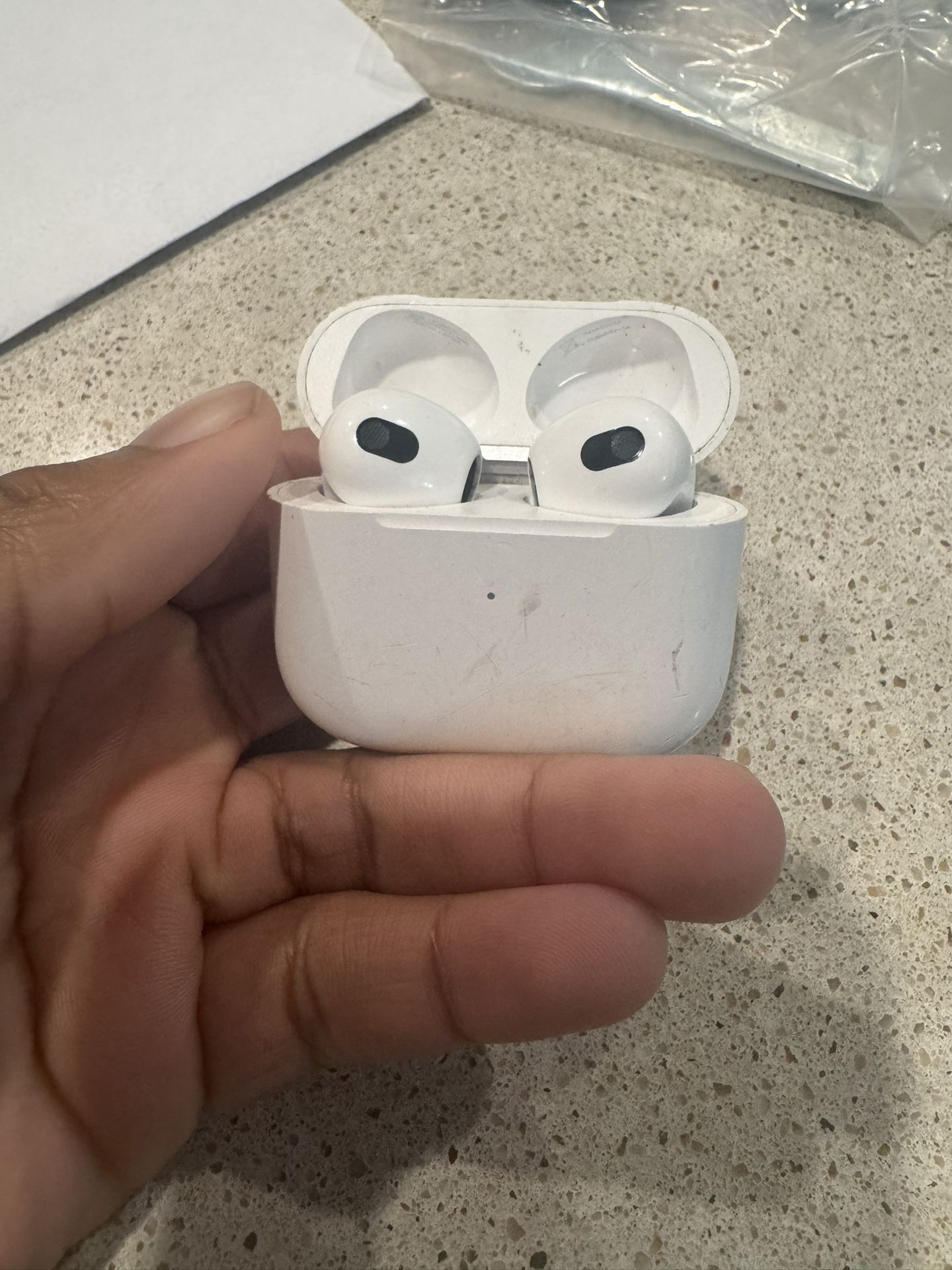 Air Pod Pros 3