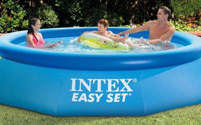 PRICE FIRM NEW 10x30 above ground swimming pool