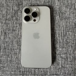 Apple iPhone 16 Pro 128 GB Unlocked Natural Titanium 