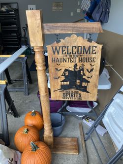 Halloween Sign Decor