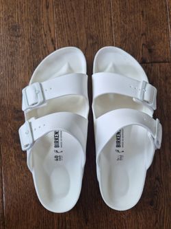 Birkenstock size 40 ( 8.5-9 US)