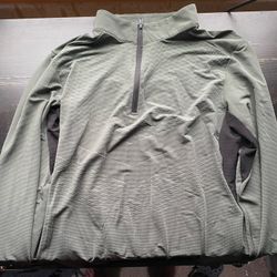 Athletic Long Sleeve Shirt 