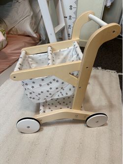 Wooden play shopping cart