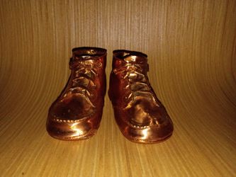 Copper dipped baby shoes dated 7/1/1935