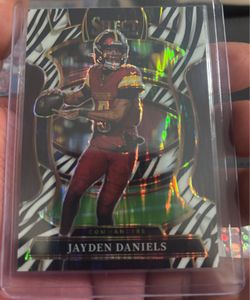 Jayden Daniels [Zebra Prizm] #88 2025 Panini Select