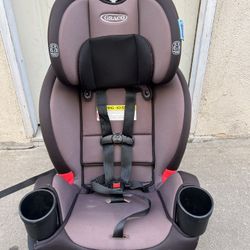 GRACO BOOSTER CAR SEAT CONVERTIBLE 