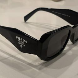 PRADA sunglasses , with the box