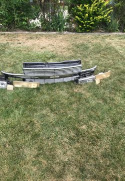 Grill and Headlights for 1999 Chevrolet Astro