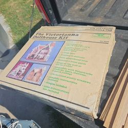 Old Wood Doll House Kit $20 never Been Put Together 