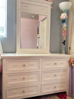 White Full Size Bedroom Set